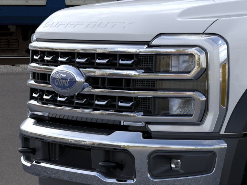 2026 Ford Chassis Cab F-550® LARIAT®