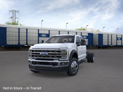 2026 Ford Chassis Cab F-550® LARIAT®