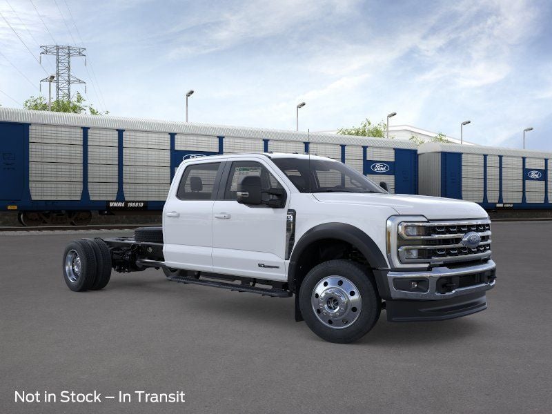 2026 Ford Chassis Cab F-550® LARIAT®