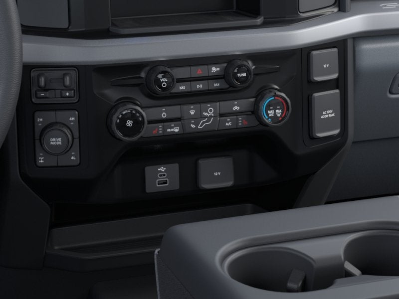 2026 Ford Chassis Cab F-350® XLT