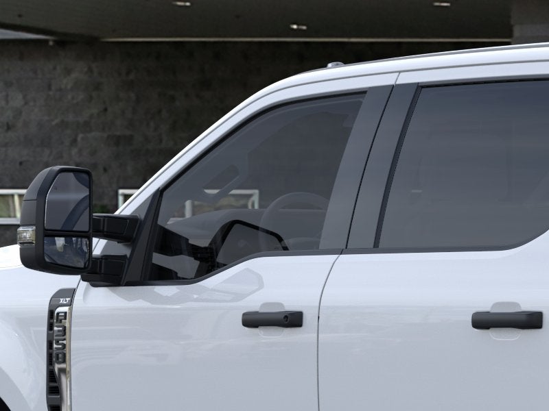 2026 Ford Chassis Cab F-350® XLT