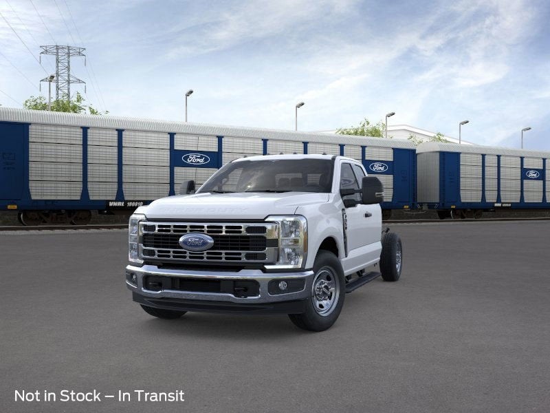2025 Ford Chassis Cab F-350® XL