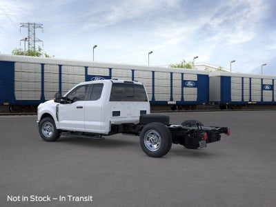 2025 Ford Chassis Cab F-350® XL
