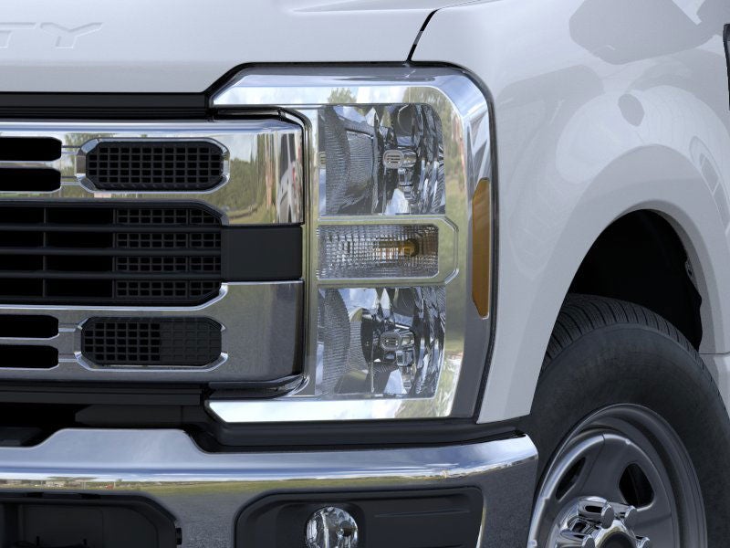 2025 Ford Chassis Cab F-350® XL