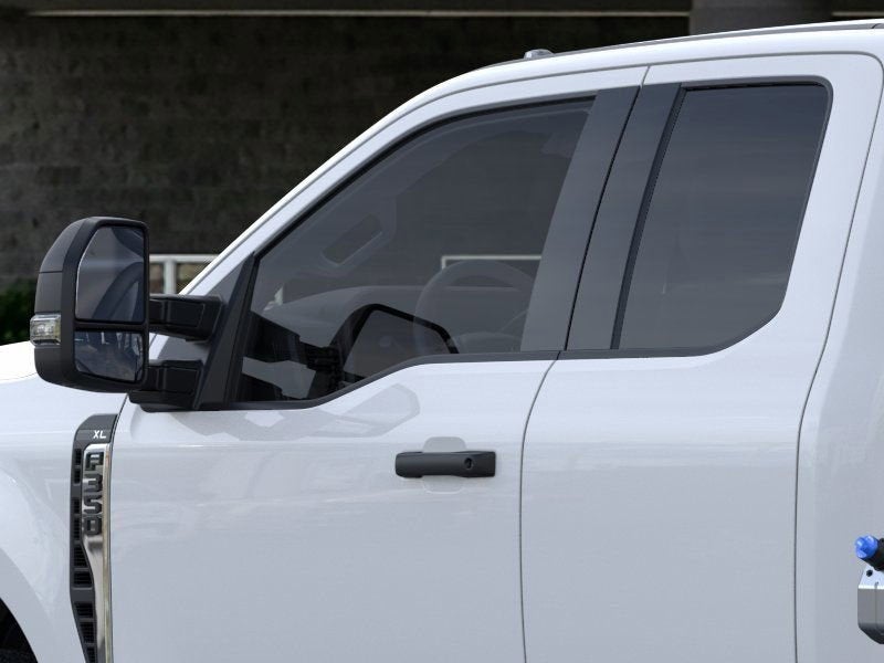 2025 Ford Chassis Cab F-350® XL