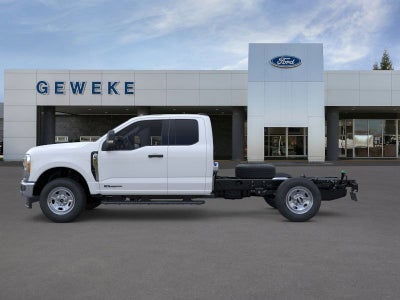 2025 Ford Chassis Cab F-350® XL