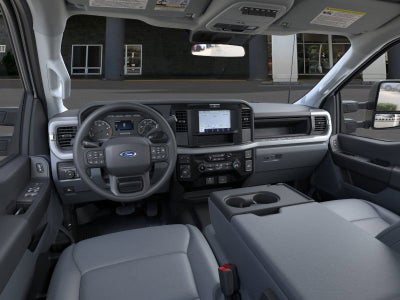 2025 Ford Chassis Cab F-350® XL