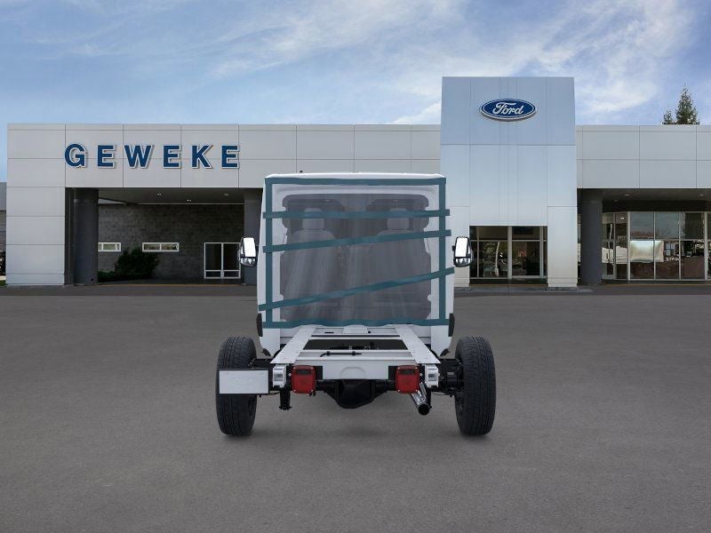 2025 Ford Transit Chassis Cutaway