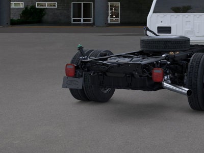 2025 Ford Chassis Cab F-550® XL