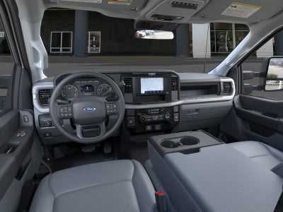 2025 Ford Chassis Cab F-550® XL