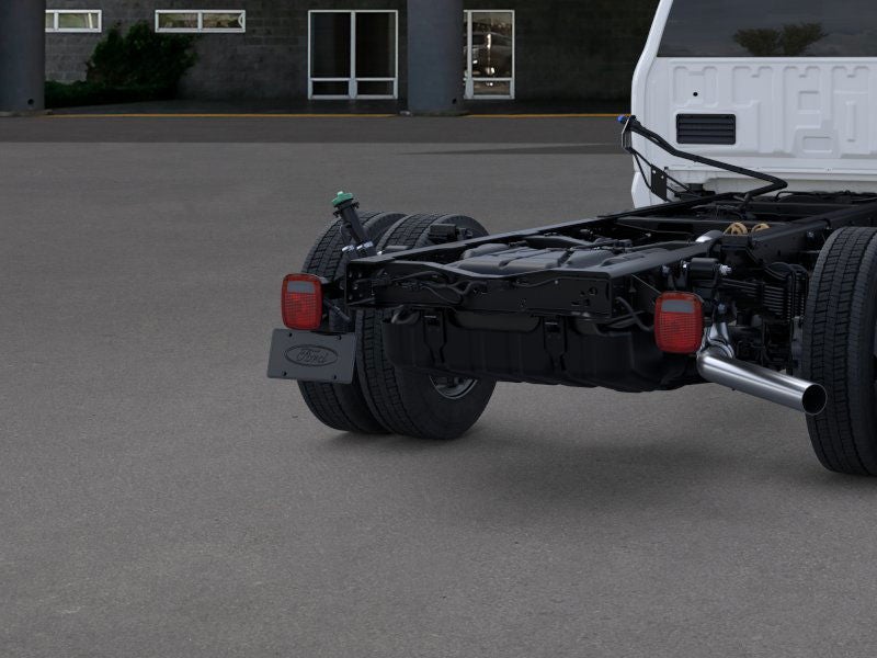 2025 Ford Chassis Cab F-550® XL