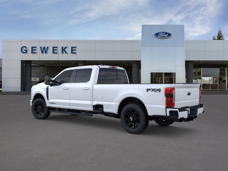 2025 Ford Super Duty F-350® Lariat®