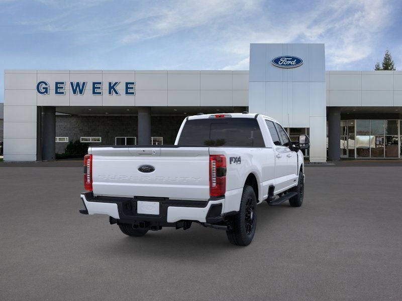 2025 Ford Super Duty F-350® Lariat®