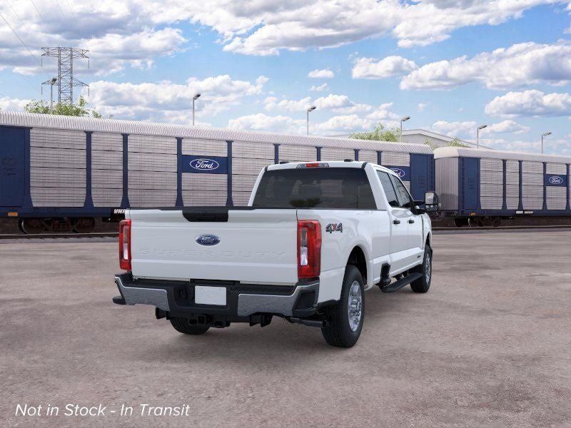 2026 Ford Super Duty F-350® XLT