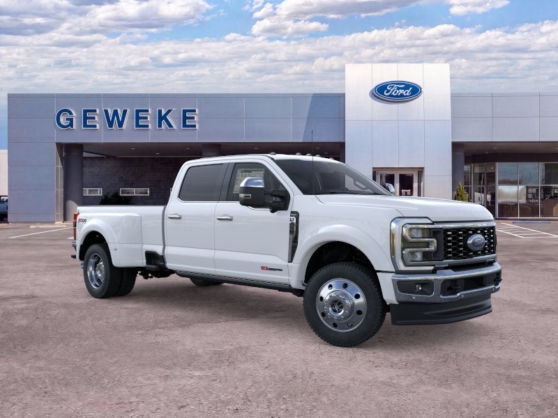 2026 Ford Super Duty F-450® Lariat®