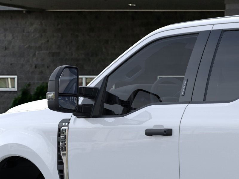 2025 Ford Super Duty F-350® XLT