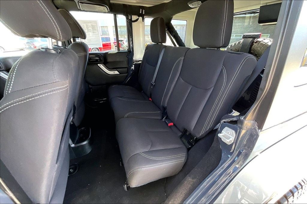2017 Jeep Wrangler Unlimited Sahara
