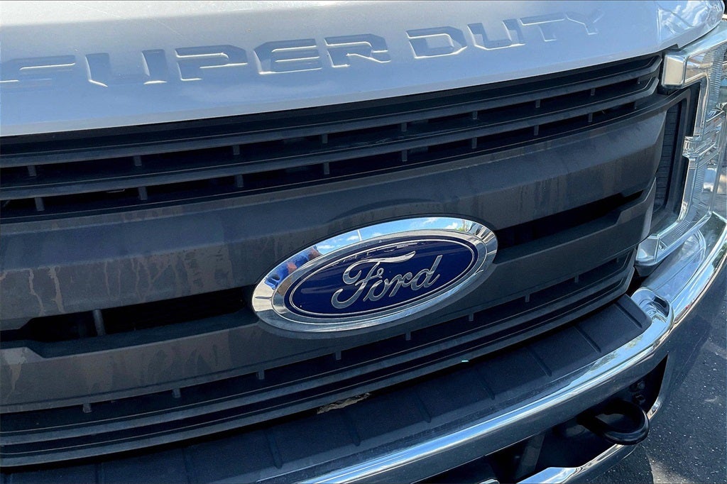 2017 Ford F-350SD XL DRW