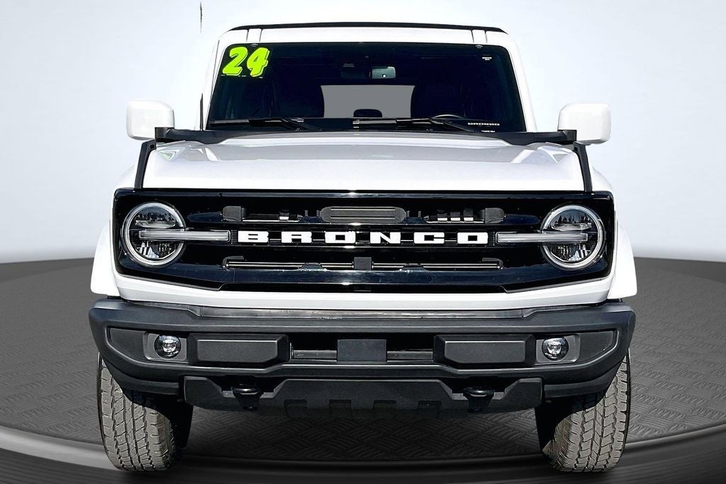 2024 Ford Bronco Outer Banks