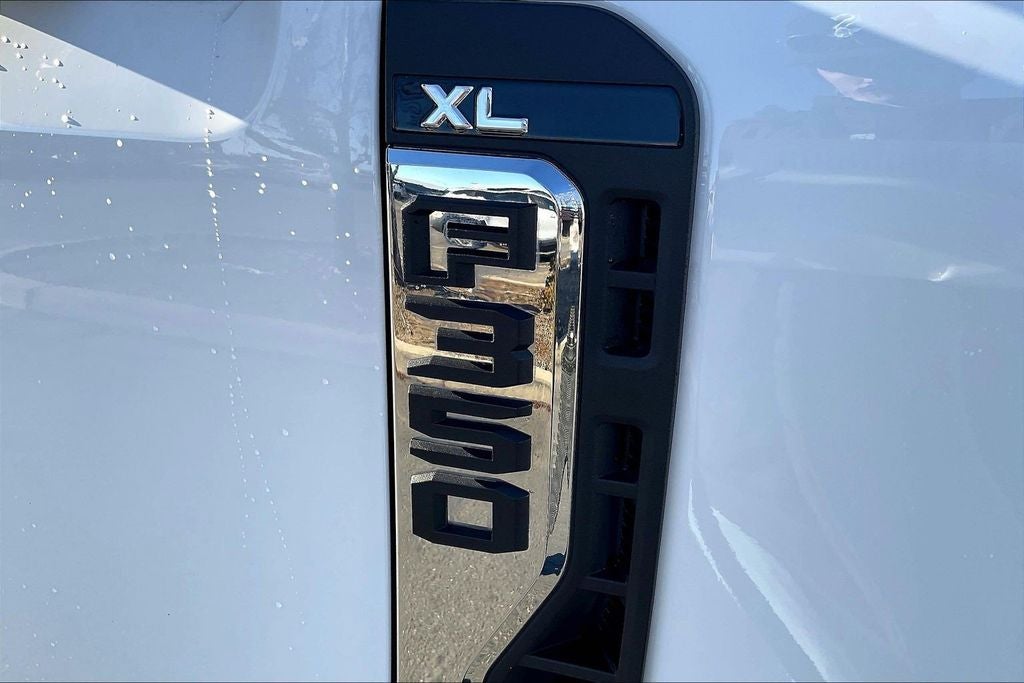 2023 Ford F-350SD XL