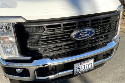 2023 Ford F-350SD XL