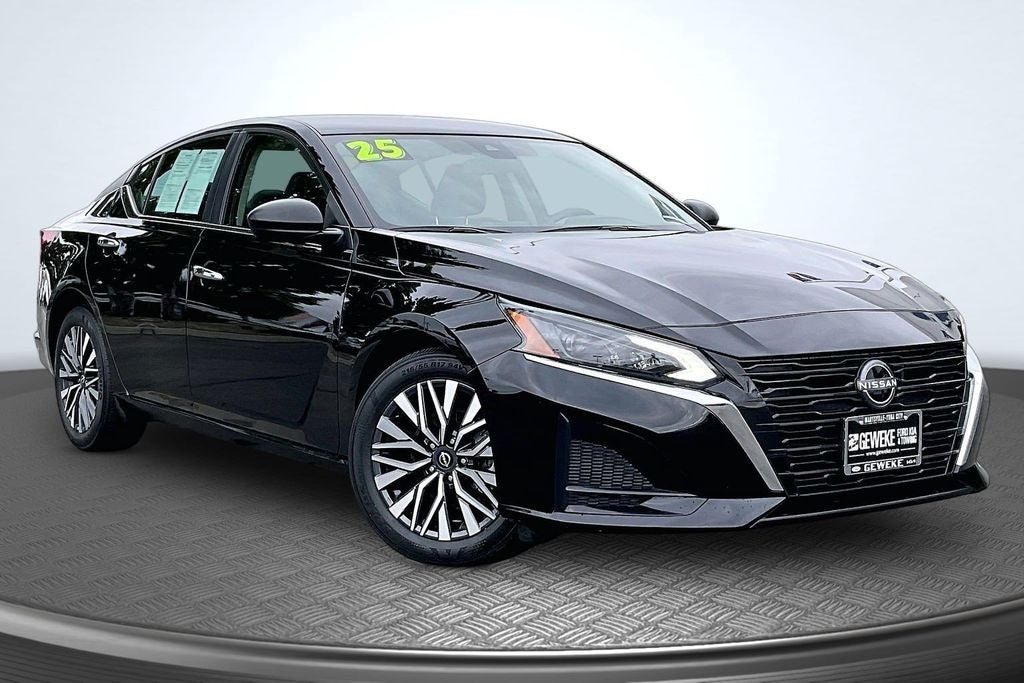 2025 Nissan Altima 2.5 SV