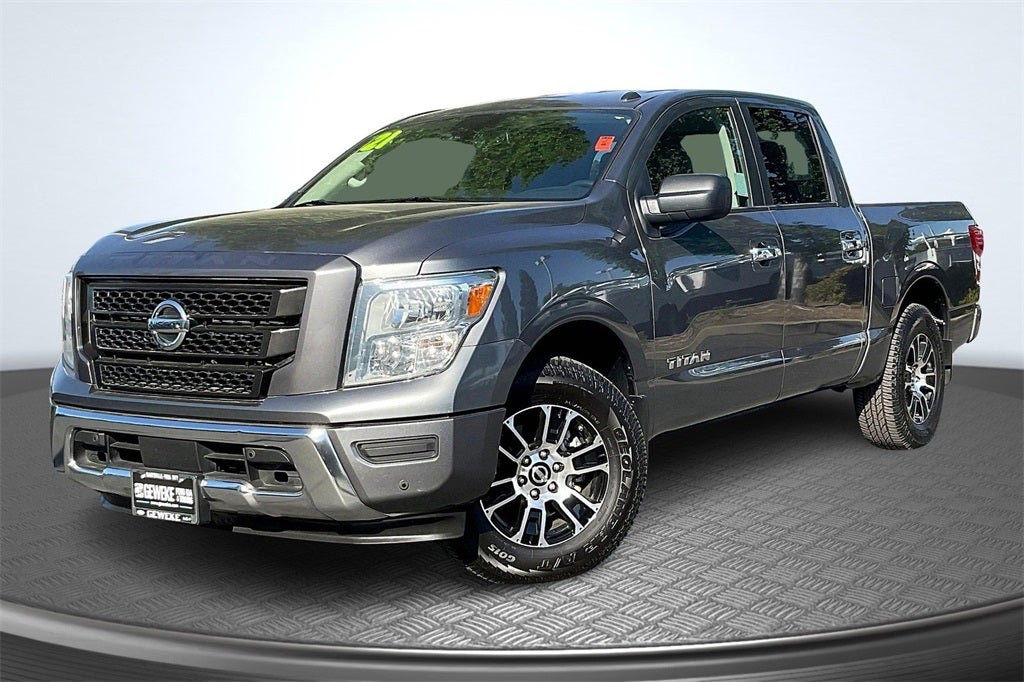 2021 Nissan Titan SV