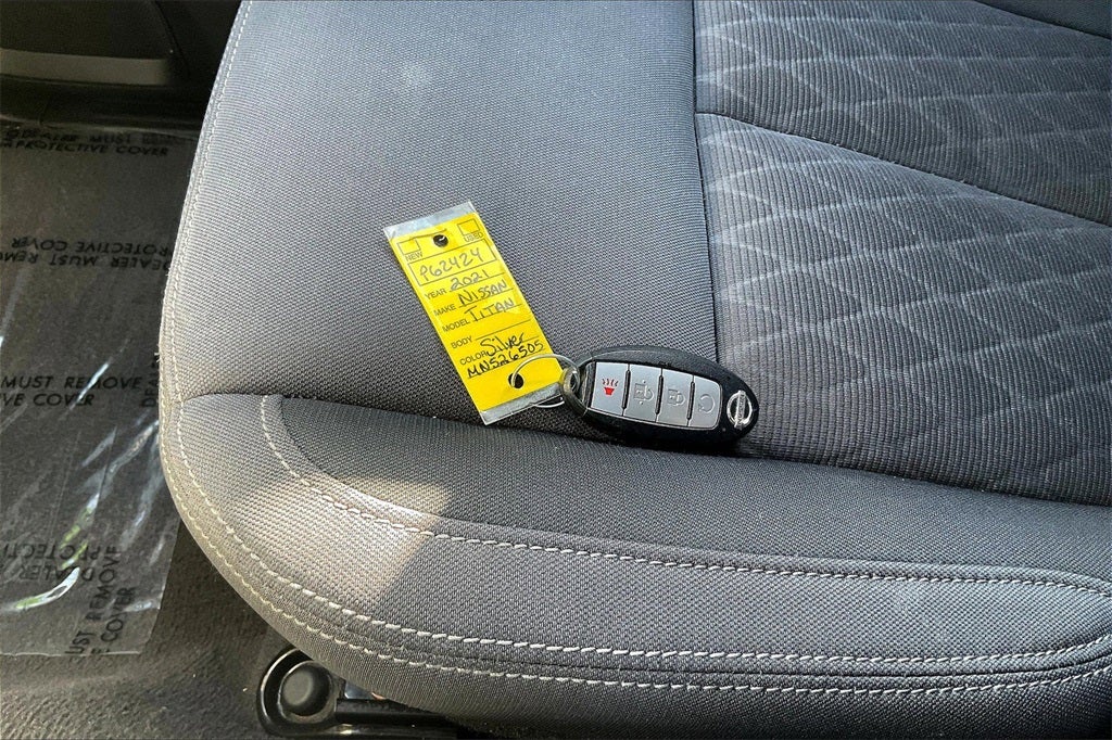 2021 Nissan Titan SV