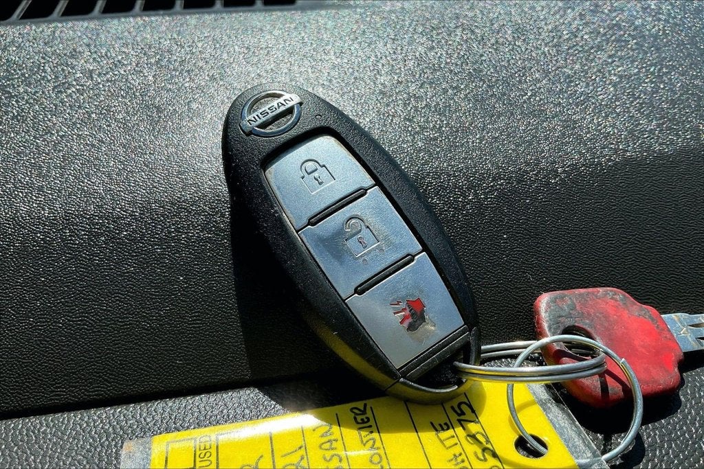 2021 Nissan Frontier SV