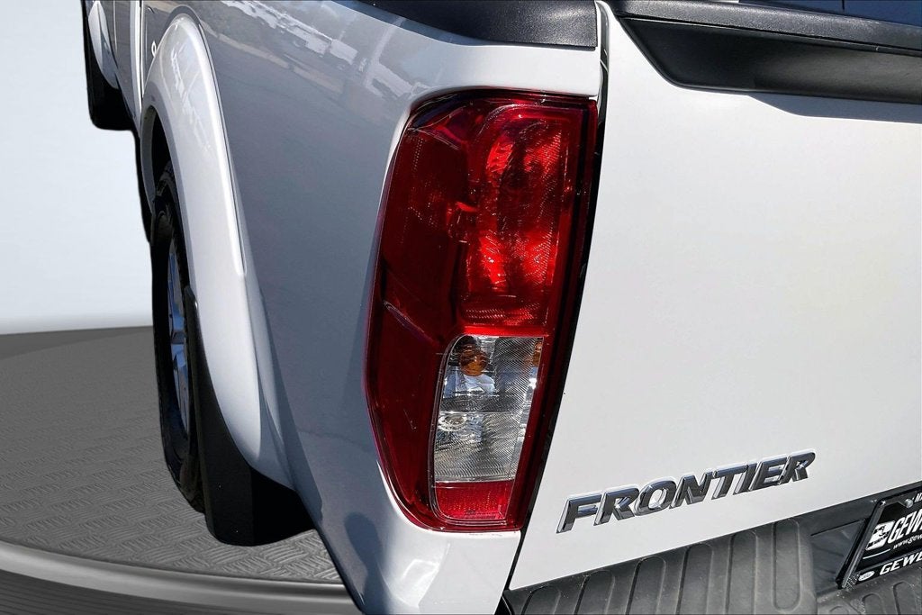 2021 Nissan Frontier SV