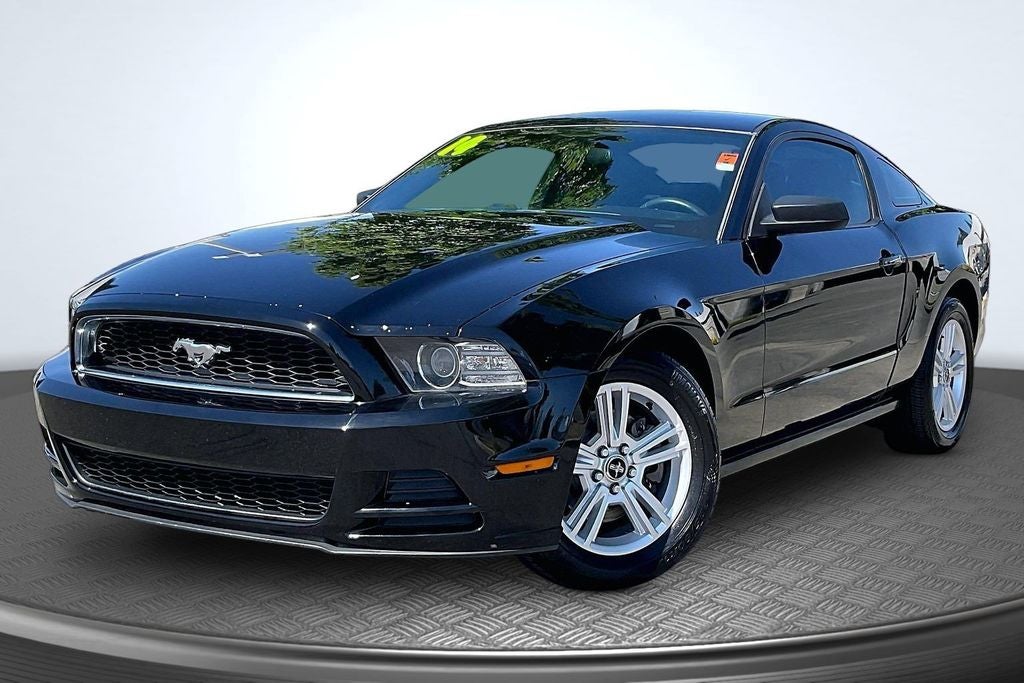 2014 Ford Mustang V6