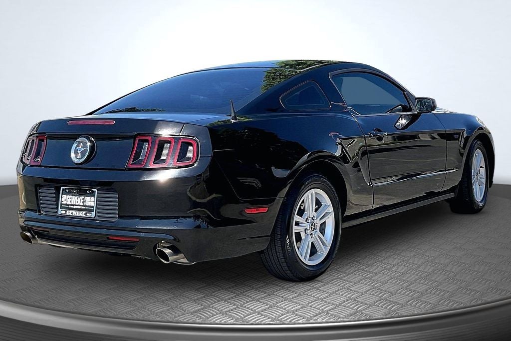 2014 Ford Mustang V6