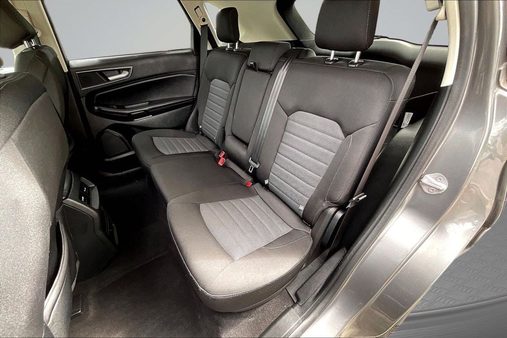 2023 Ford Edge SE