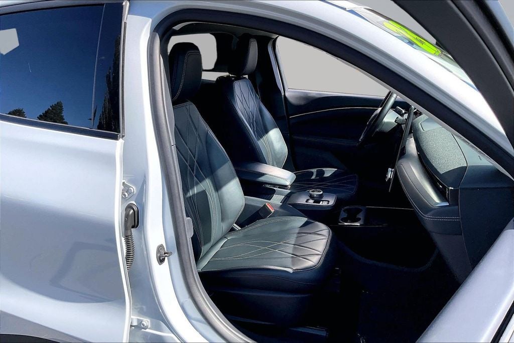 2023 Ford Mustang Mach-E Select