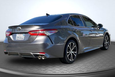 2019 Toyota Camry SE