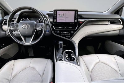 2023 Toyota Camry Hybrid XLE
