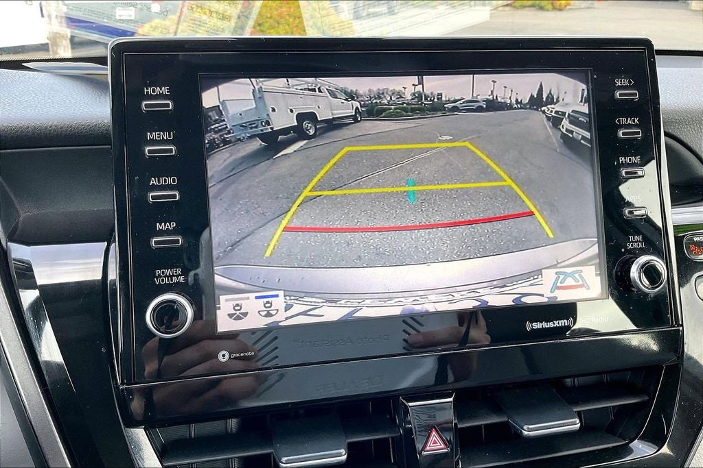 2023 Toyota Camry Hybrid XLE