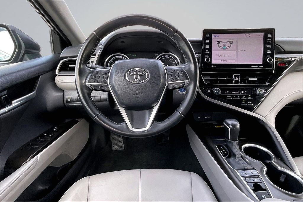 2023 Toyota Camry Hybrid XLE