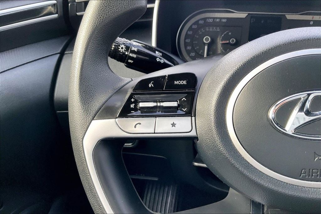 2023 Hyundai Santa Cruz SE