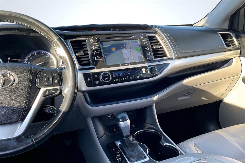 2017 Toyota Highlander XLE