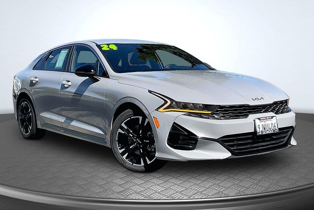 2024 Kia K5 GT-Line