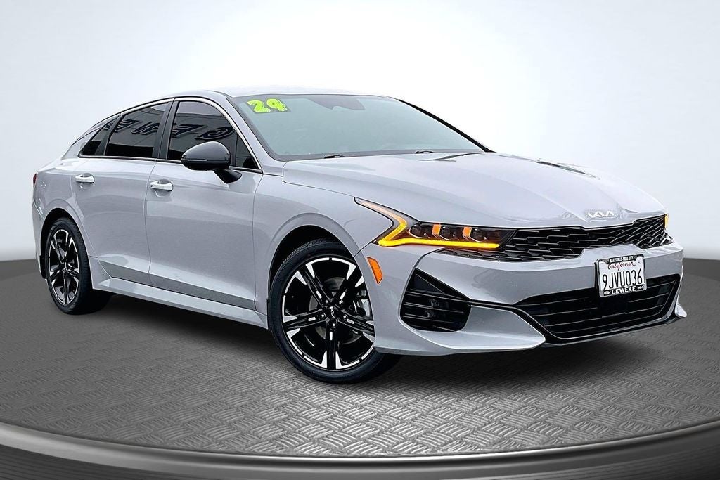 2024 Kia K5 GT-Line