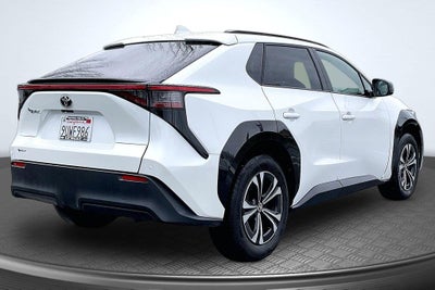 2025 Toyota bZ4X XLE