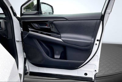 2025 Toyota bZ4X XLE