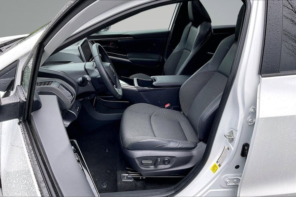 2025 Toyota bZ4X XLE