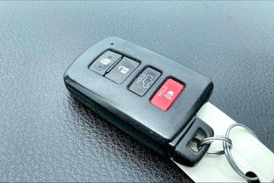 2018 Toyota RAV4 Hybrid XLE