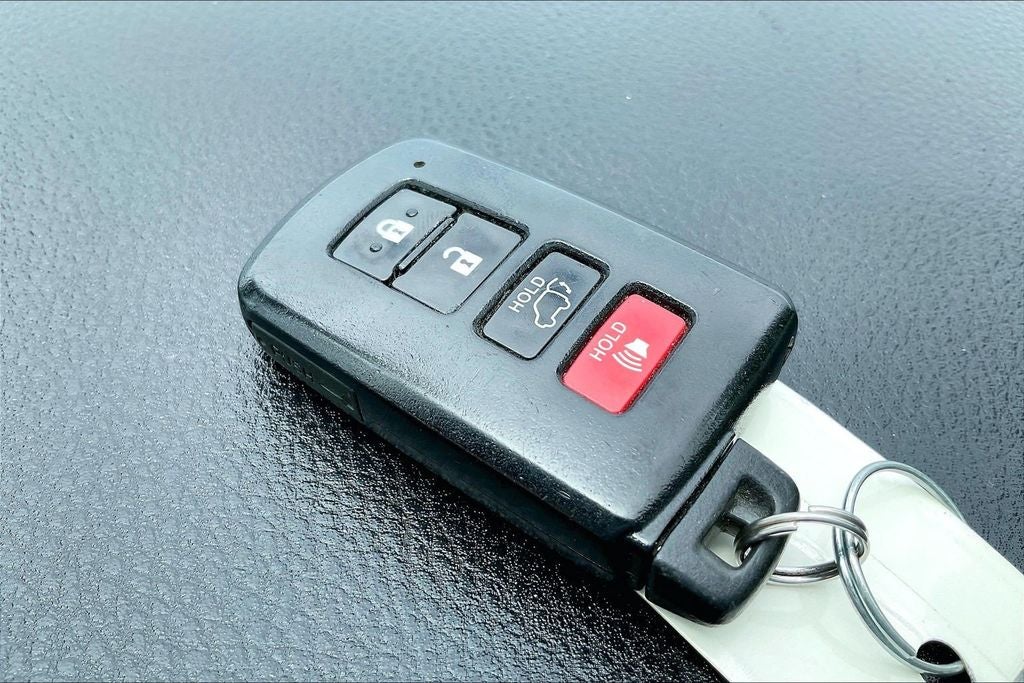2018 Toyota RAV4 Hybrid XLE
