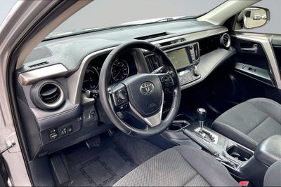 2018 Toyota RAV4 Hybrid XLE