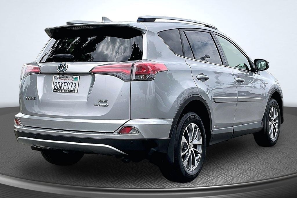 2018 Toyota RAV4 Hybrid XLE