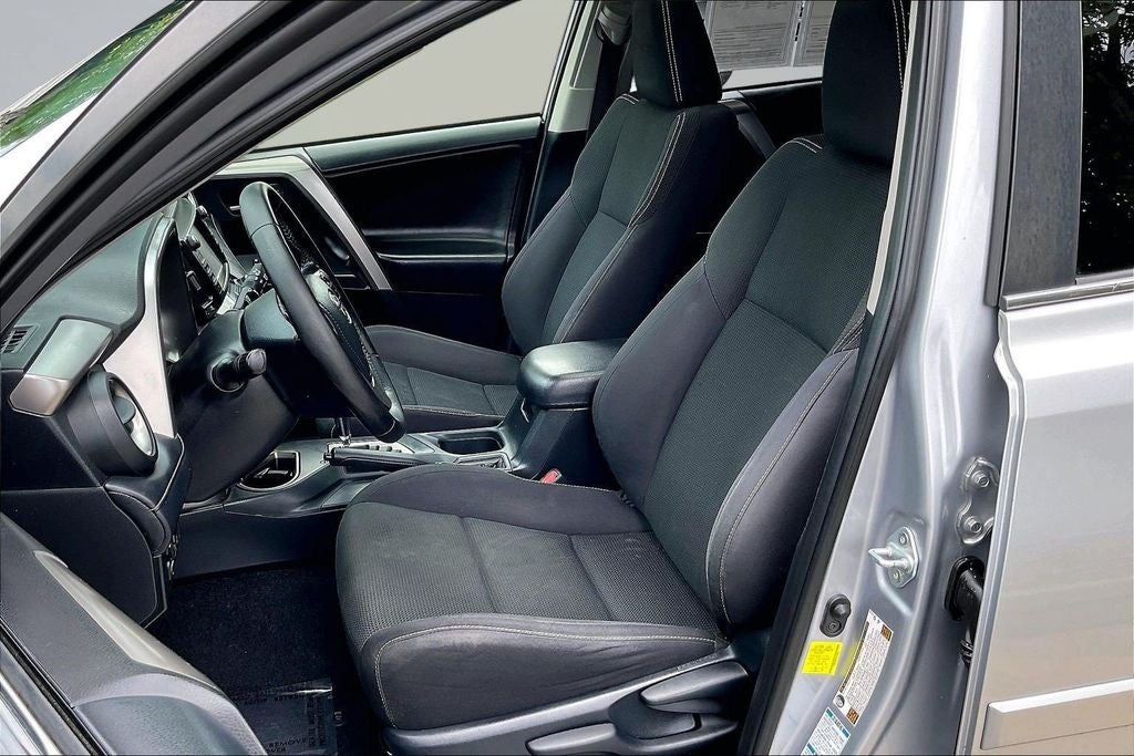 2018 Toyota RAV4 Hybrid XLE